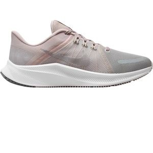 NWT Nike Quest 4 PRM, Size 9.5